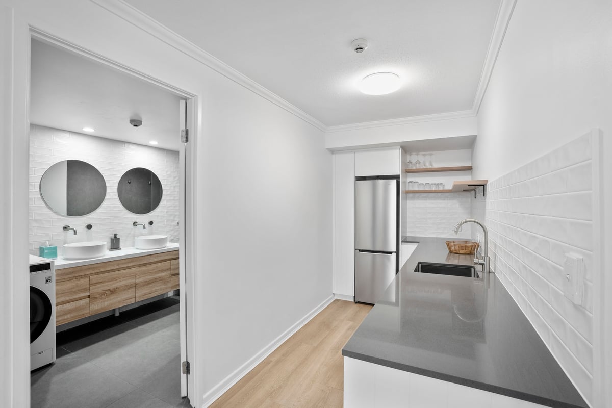 Deluxe One Bedroom Suite