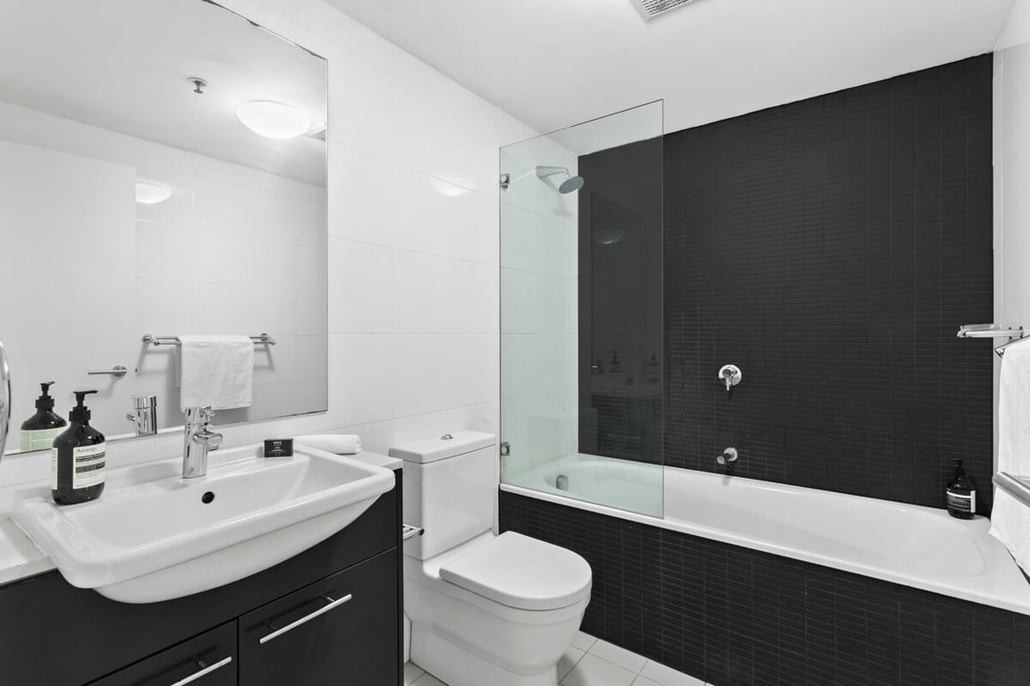 OXLST - St Leonards Sophistication | Relaxed Living