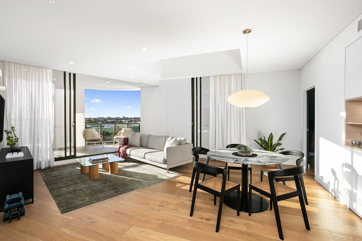 RAL39 - Alexandria Abode | Spacious Designer Retreat