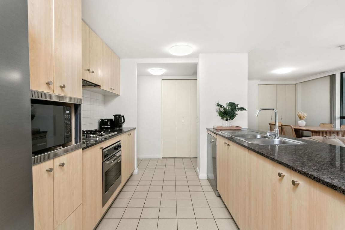 BOW02 - Pyrmont Paradise | Relaxed Living With Gym & Pool