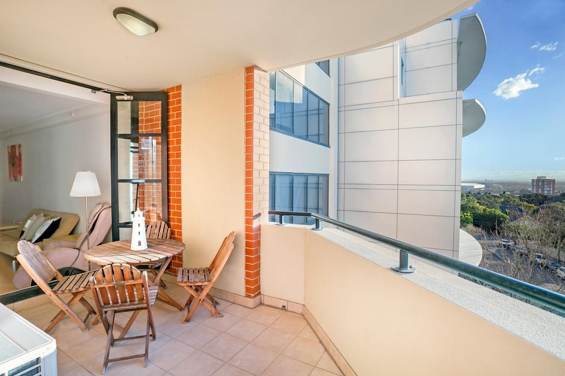 AX301 - North Sydney Urban Retreat | Pool & Gym Access