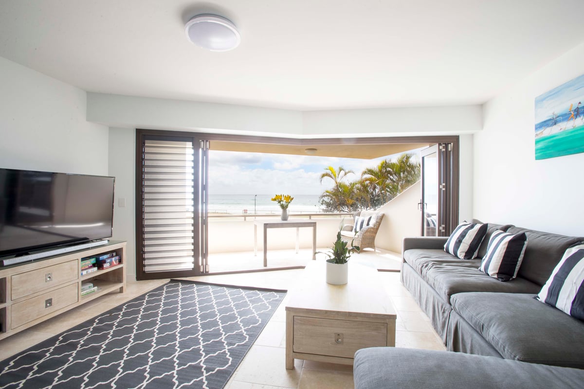 2 Bedroom Oceanview + Study 