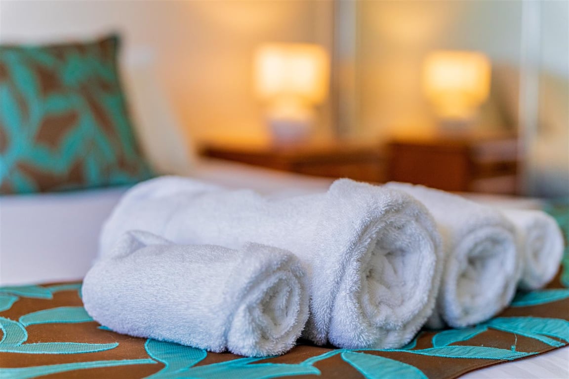 1 Bedroom Ground Apartment