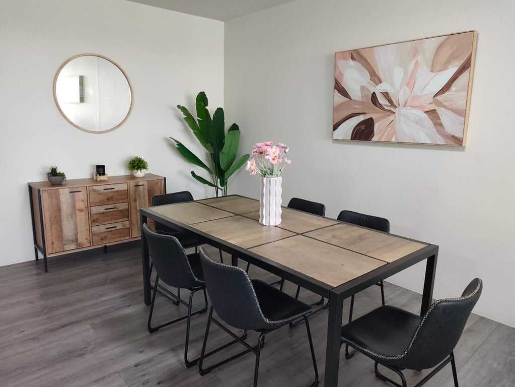 3 Bedroom Apartment 