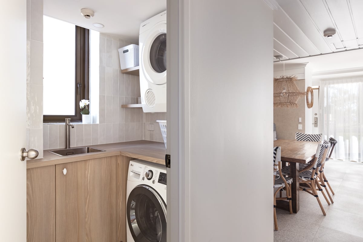 Town House 06- Ground level 2 Bedroom 2 Story Townhouse Luxury