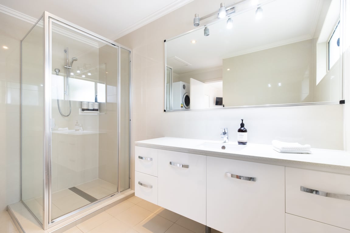 1 Bedroom Deluxe Apartment