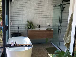 Sul Lago - Lakefront Family Friendly home