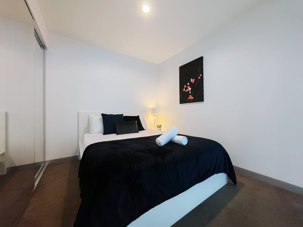 Homey Comfort at Victoria Market! 2 Bedrooms | 1 Bathroom 