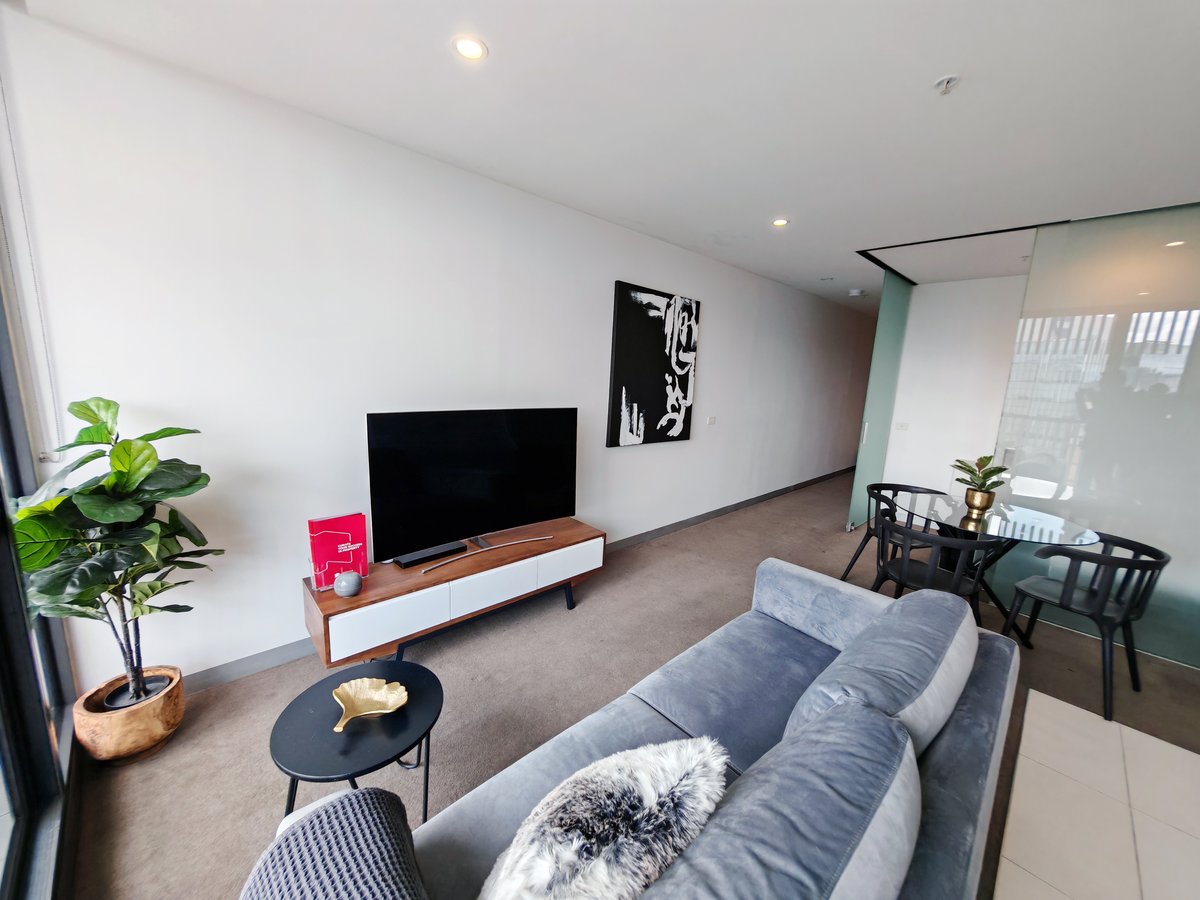 Homey Comfort at Victoria Market! 2 Bedrooms | 1 Bathroom 