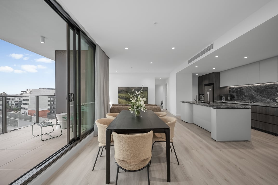 Ocean Glimpse - A Designer Sub-Penthouse @ 333STK