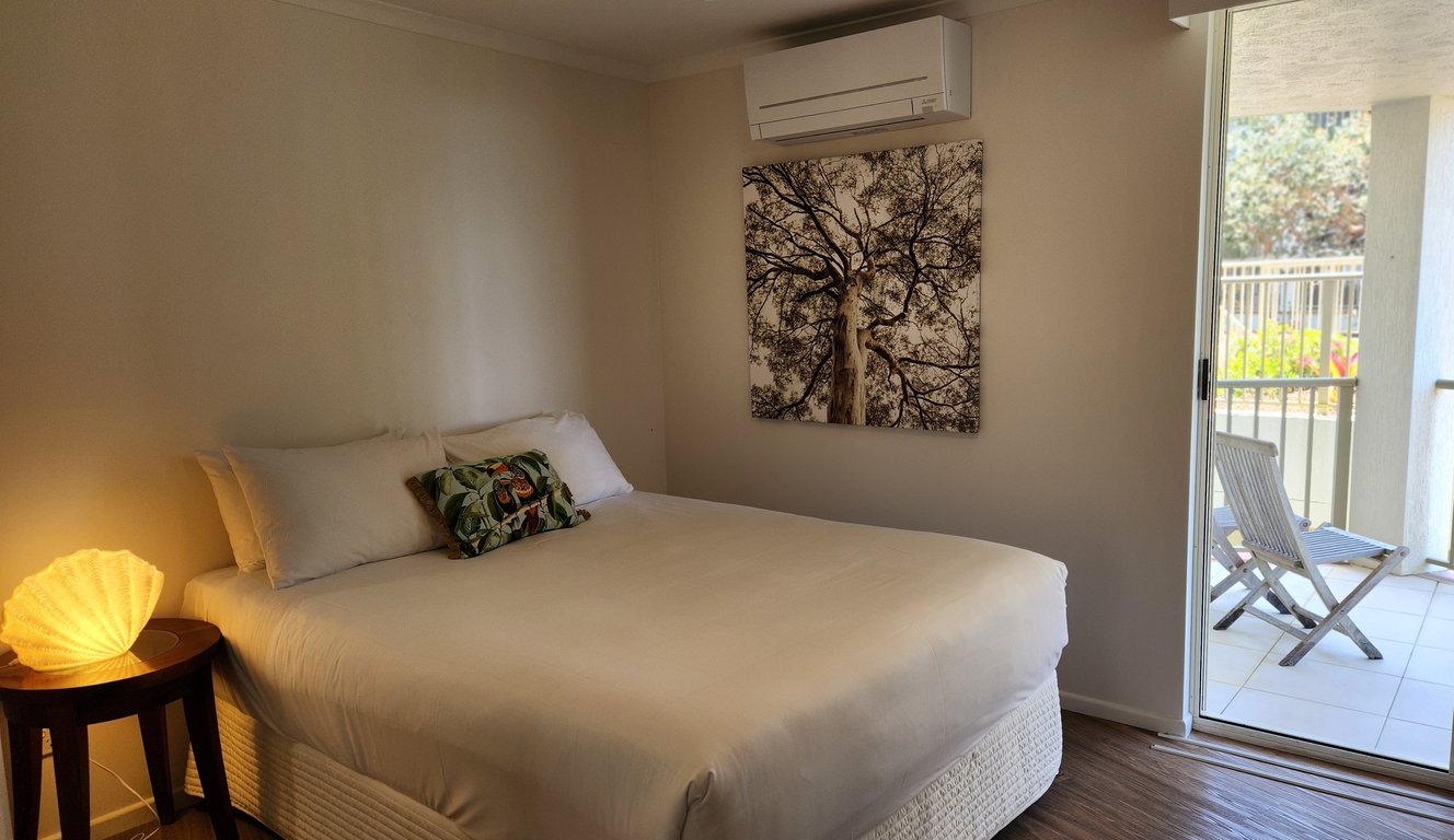 Deluxe Ocean View Apartment