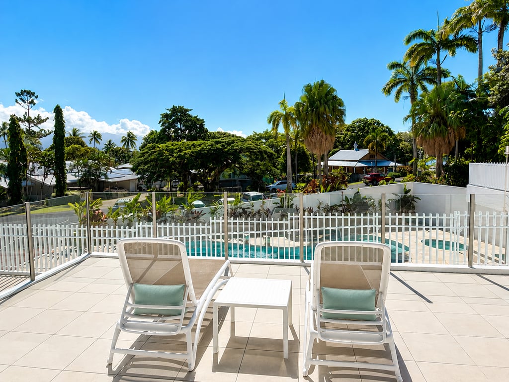 Club 2 Bedroom Apartment