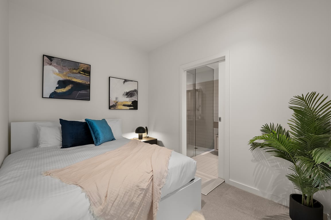 Opulent Harbourside Sanctuary | 3 Bedrooms | 2.5 Bathrooms | Free Parking