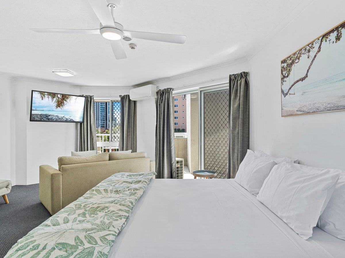 3 Bedroom Queen Apartment