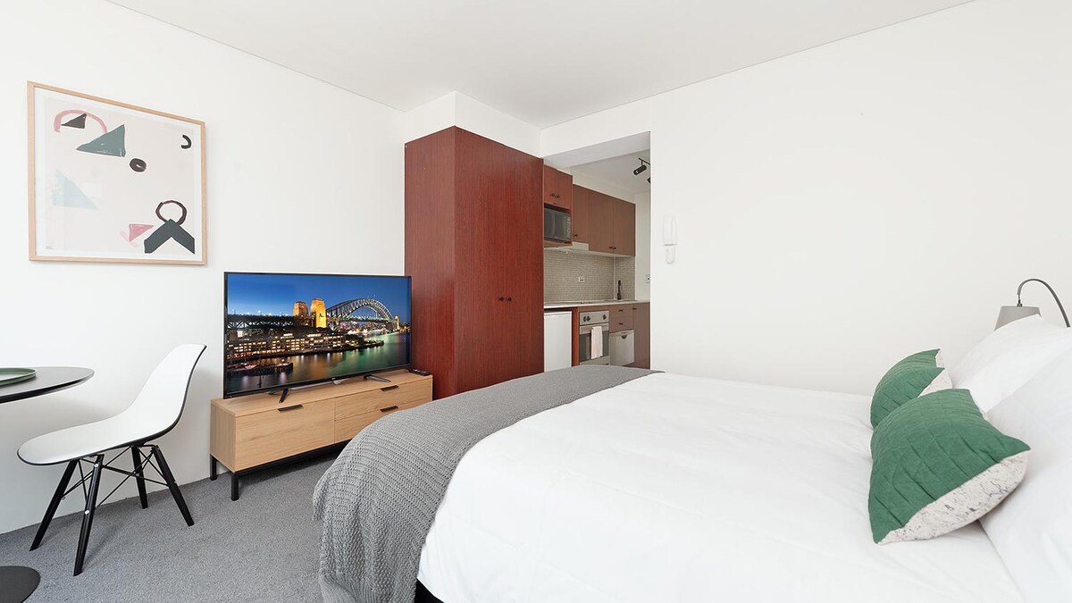 MP303 - Cremorne Compact Comfort | Everything At Your Door