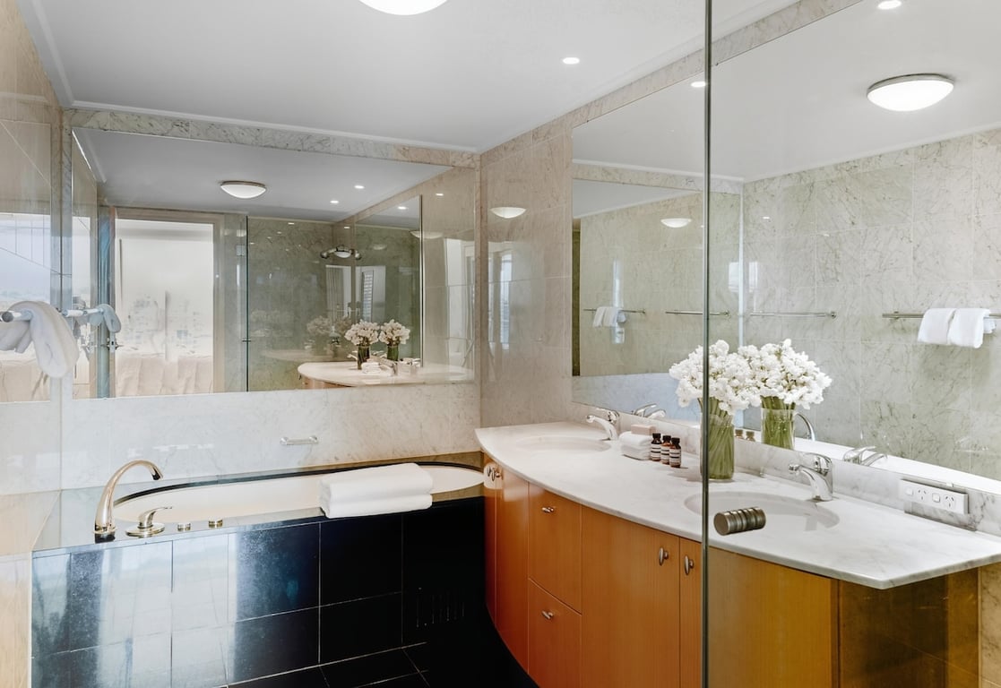 MAC61 - Circular Quay Retreat | Panoramic Harbour Views
