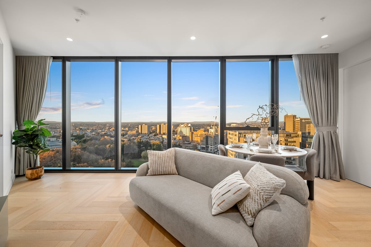 Stupendous CBD and Garden View Home! 2 Bedrooms | 2 Bathrooms | Free Parking