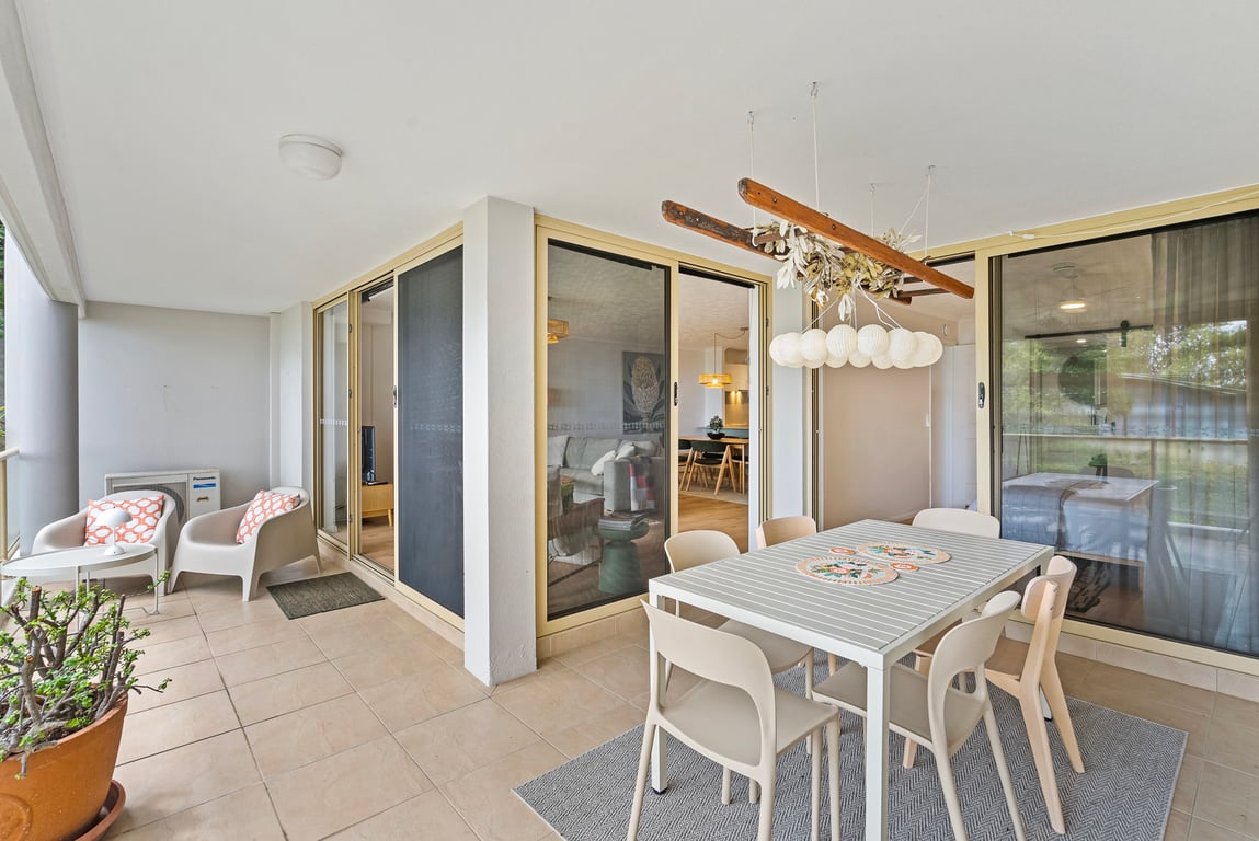 2 Bedroom Apartment - (1 Queen/2 Single)