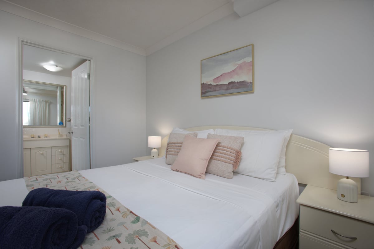 2 Bedroom