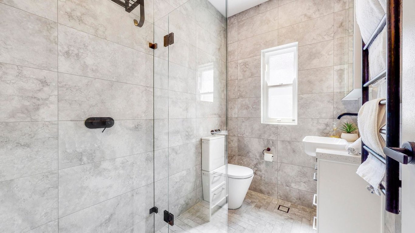 BALO4 - Balmoral Beauty | Elevated Living On The Esplanade