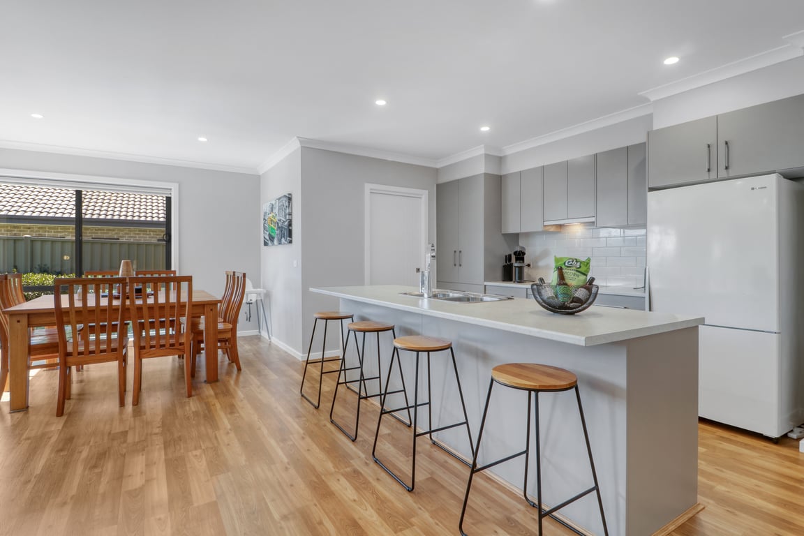 Apres - Dog Friendly