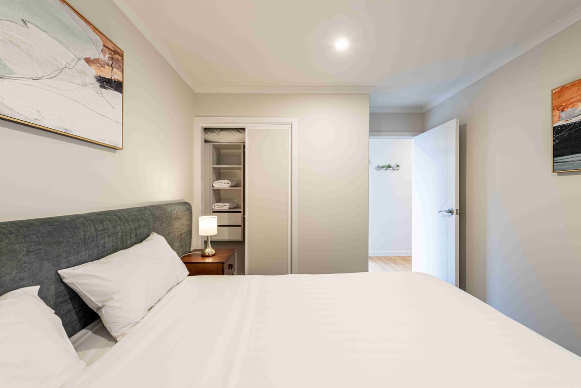 33 Star 3 Bedroom Apartment