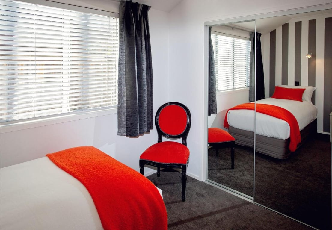 Luxury on Rutherford