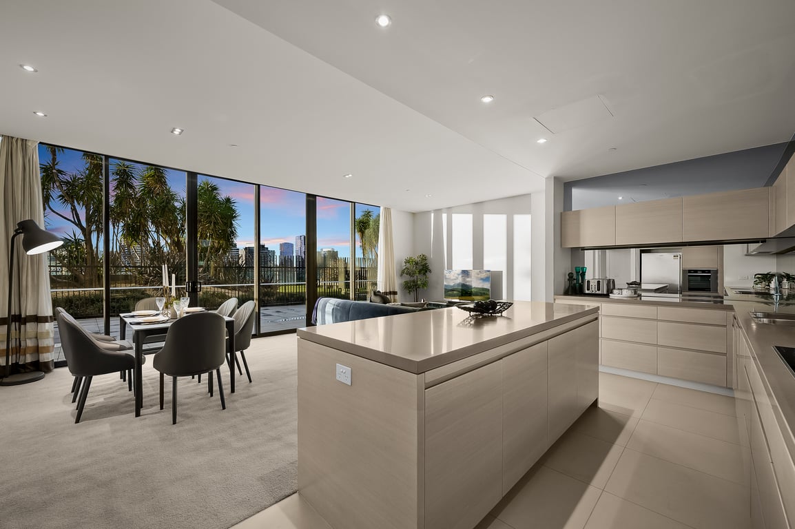 Opulent Harbourside Sanctuary | 3 Bedrooms | 2.5 Bathrooms | Free Parking
