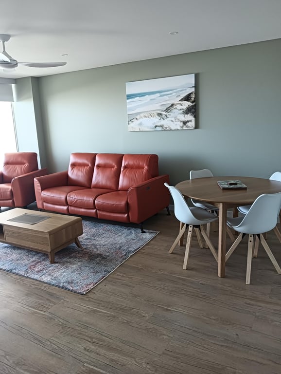 2 Bedroom 2 Queen Beds 3n+