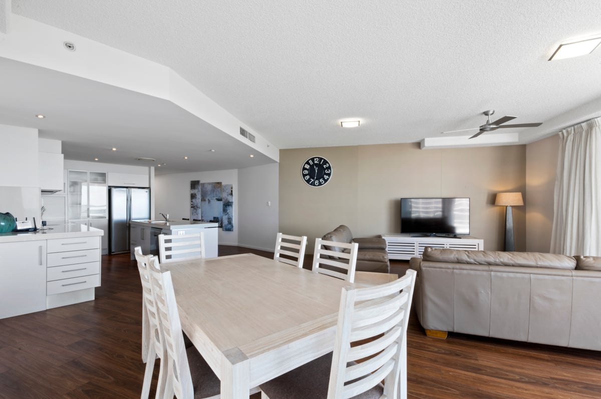 3 Bedroom Ocean View Apartment