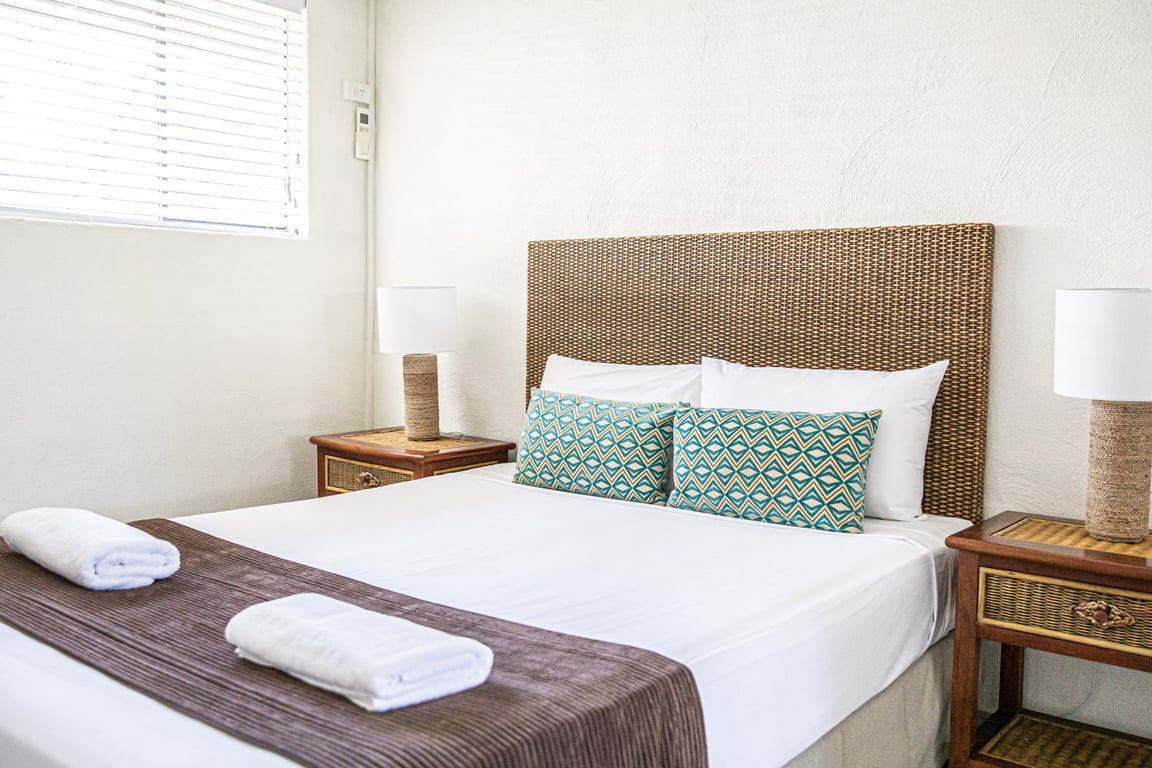 1 Bedroom Beachfront Apartment