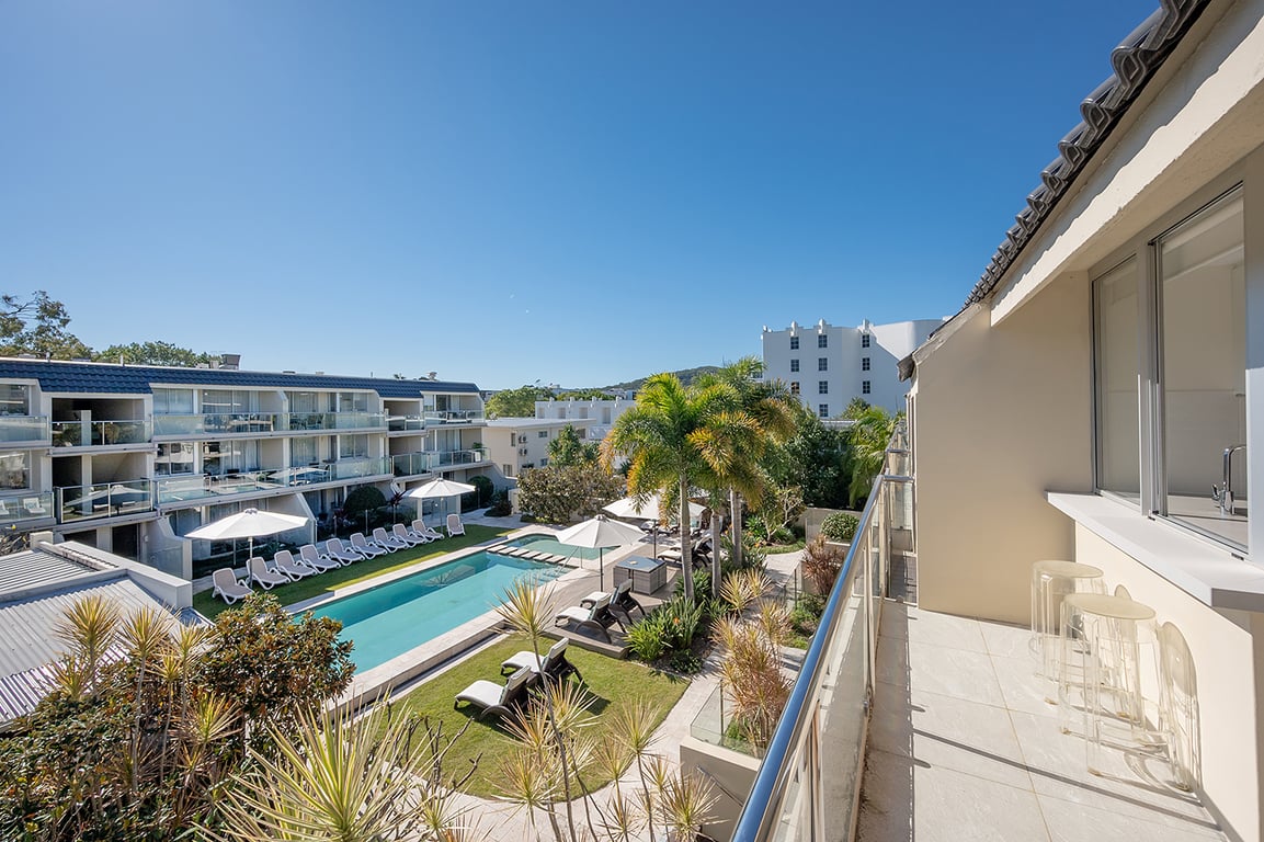 Relaxed Accommodation