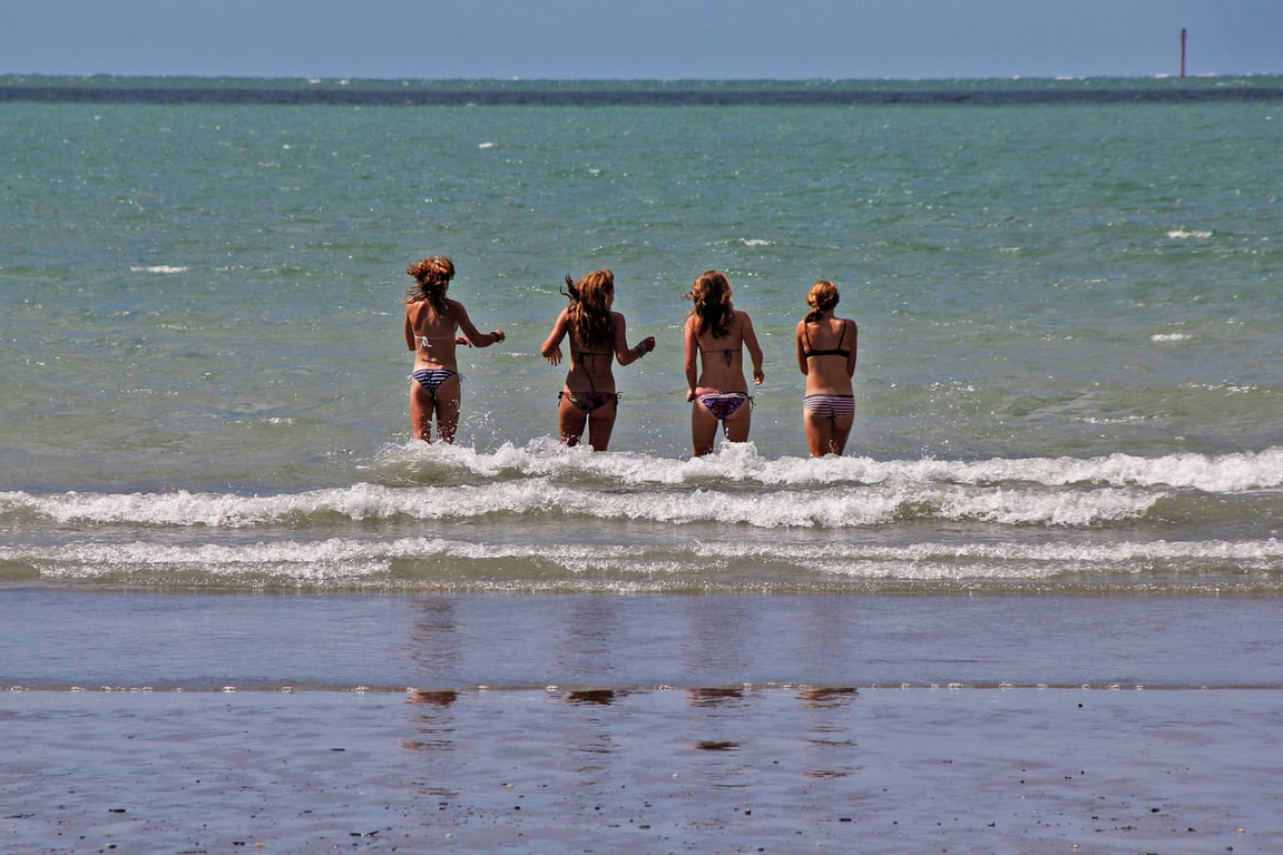 Tahuna Beach Oasis