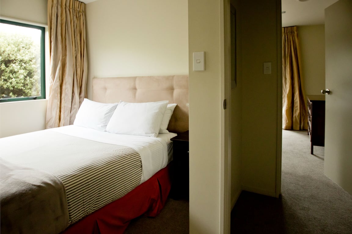 Sunny Family Retreat 