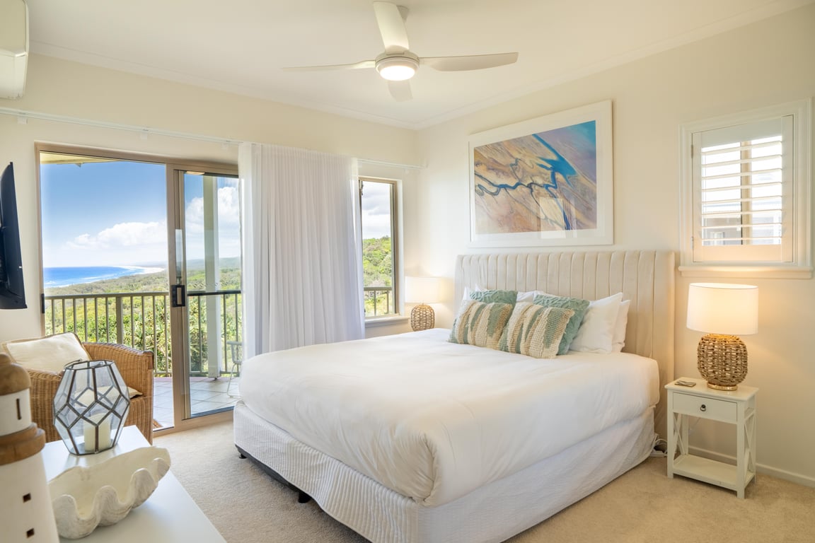 Deluxe Ocean View Apartment