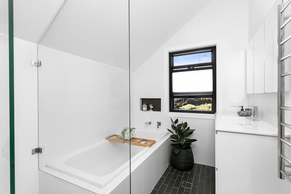 FAIR1 - Fairlight Finesse | Modern & Refined Townhouse