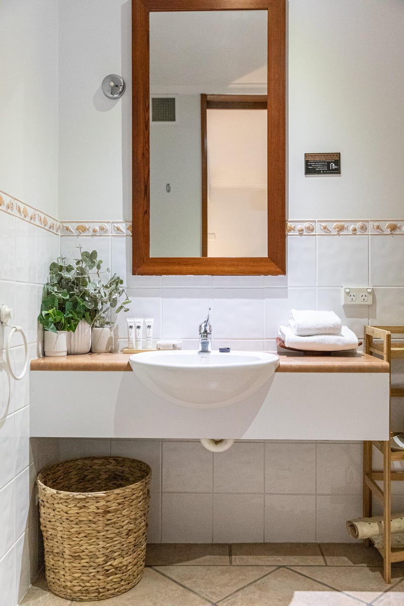 1 Bedroom Apartment ~ Accessible Assist