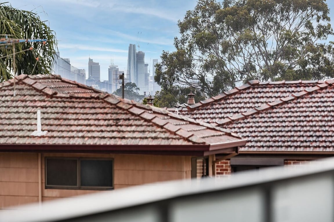 GLAD1 - Gladesville Getaway | Modern Laidback Living