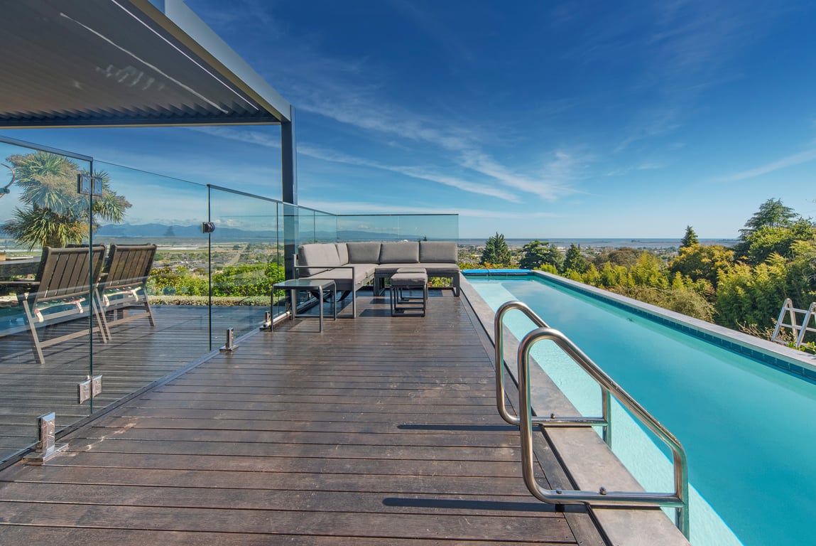 Pohutukawa House - Views, Pools, Serenity!