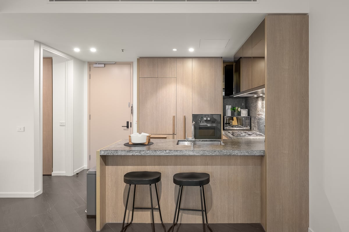 Iconic Fawkner Residence! 2 Bedrooms | 1 Bathroom | Free Parking