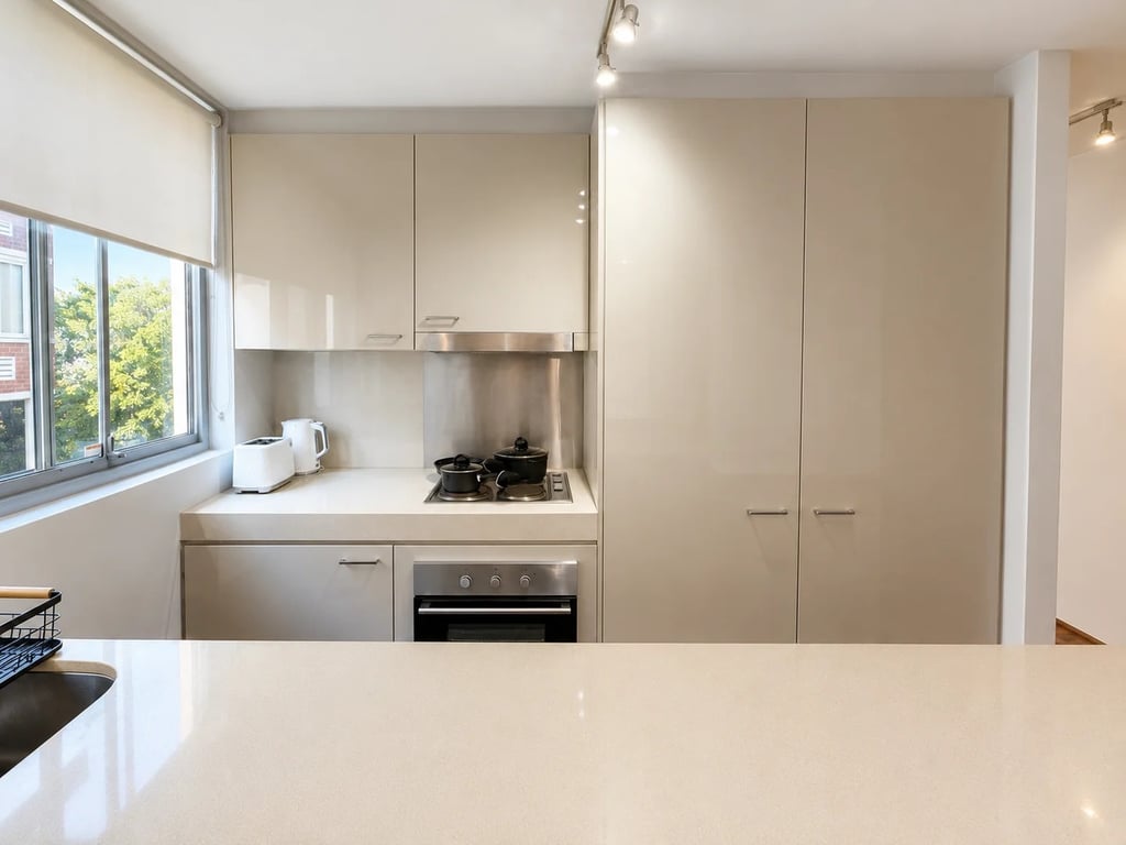 BREAM - Coogee Coastal Retreat | Sunny 2-Bed With Balcony & Lock-Up Garage