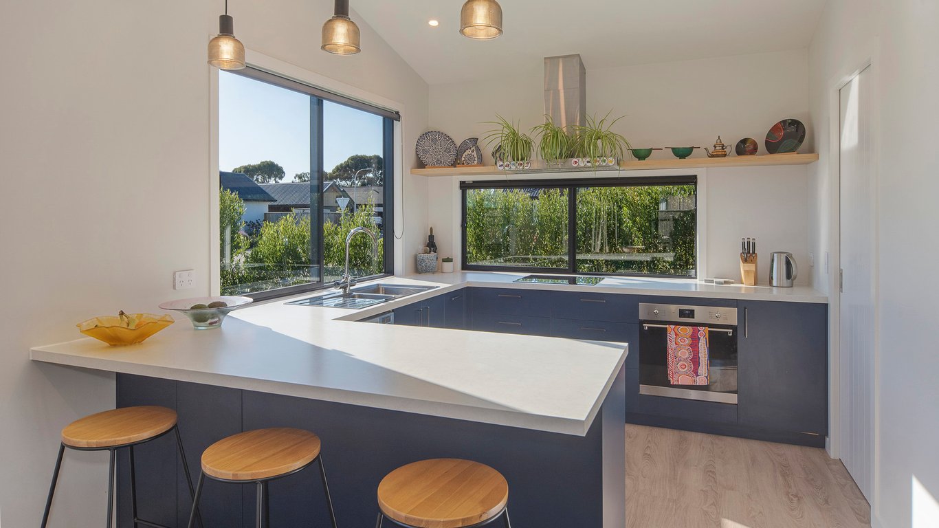 Modern Mapua Holiday Home