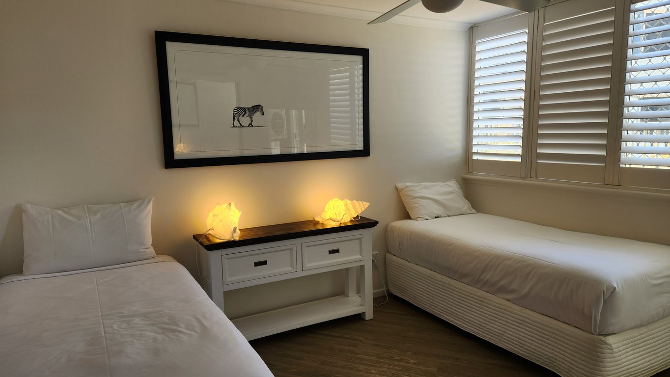 Deluxe Ocean View Apartment