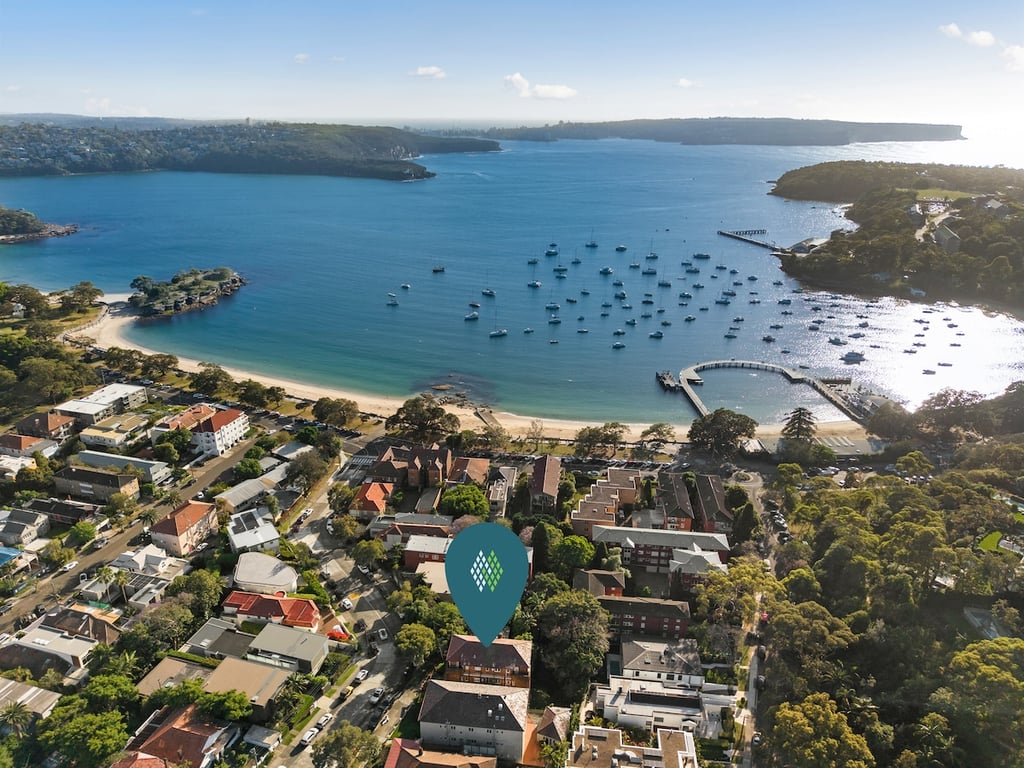 RAG25 - Balmoral Beach Lifesaver | Executive Listing
