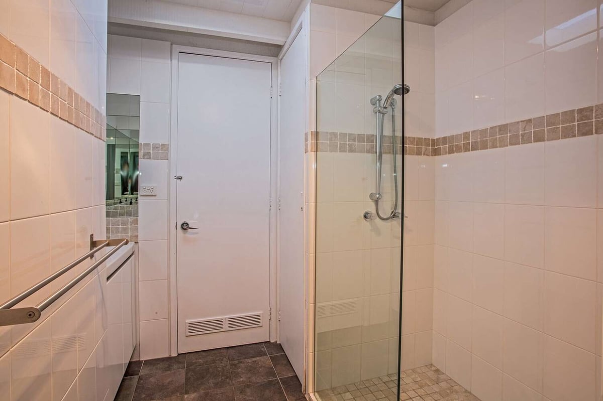 Iona Beachhouse Cowes