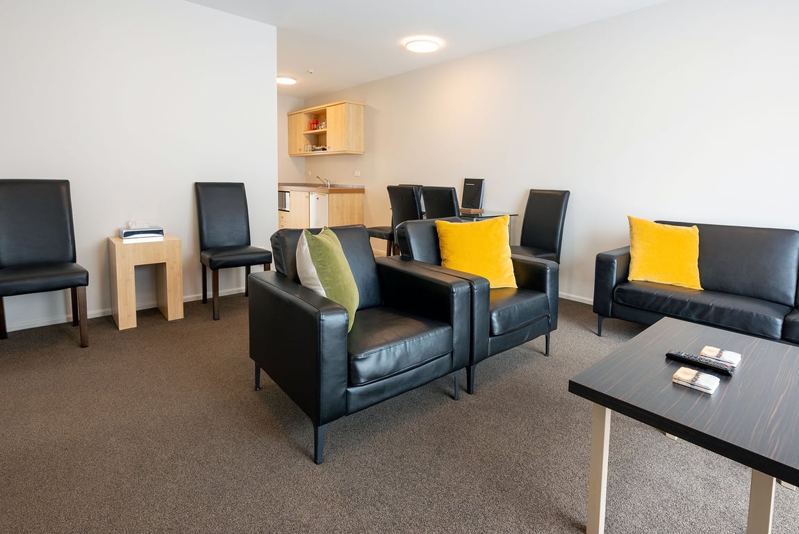 Upper Level 2 Bedroom King