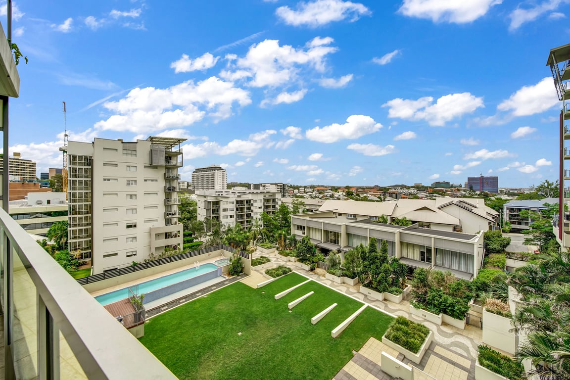 3 Bedroom Apartment 