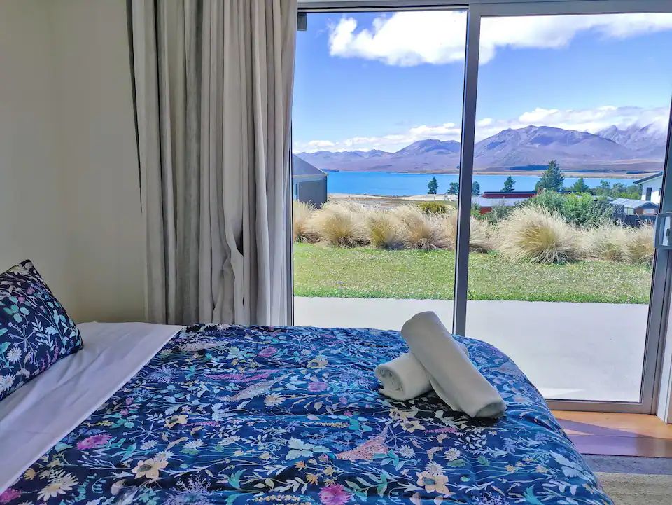 Antair Lakeview Lodge #1 Lakeview Room