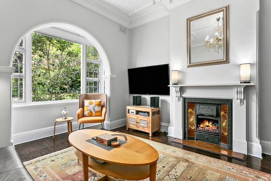 HOLT2 - Cremorne Curated Comfort | Heritage Townhouse