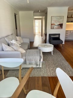 2 Bedroom Pool View with Courtyard-Unit 7 with A/C